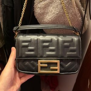 Fendi mini baguette